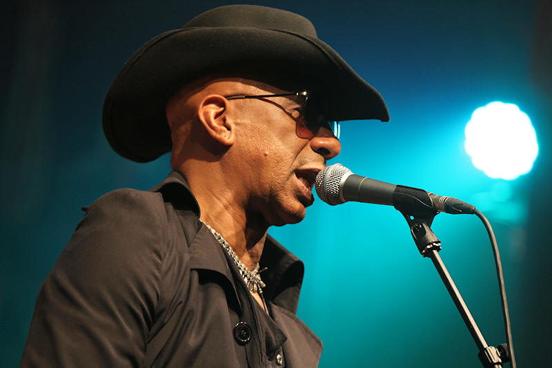 � Copyright 2014 Alan White. All Rights Reserved.