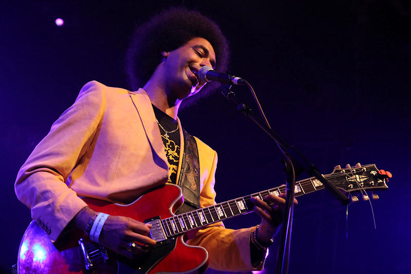 � Copyright 2015 Alan White. All Rights Reserved.