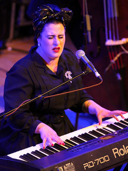 � Copyright 2015 Alan White. All Rights Reserved.