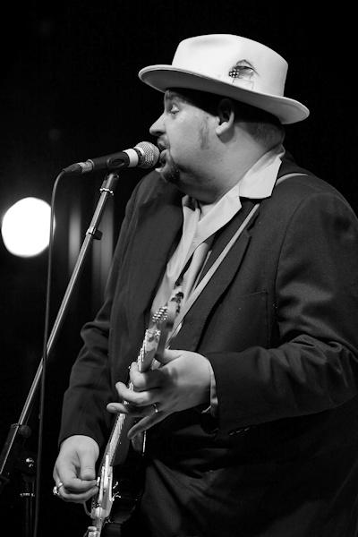 � Copyright 2012 Alan White. All Rights Reserved.