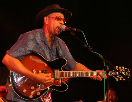 � Copyright 2006 Alan White. All Rights Reserved.