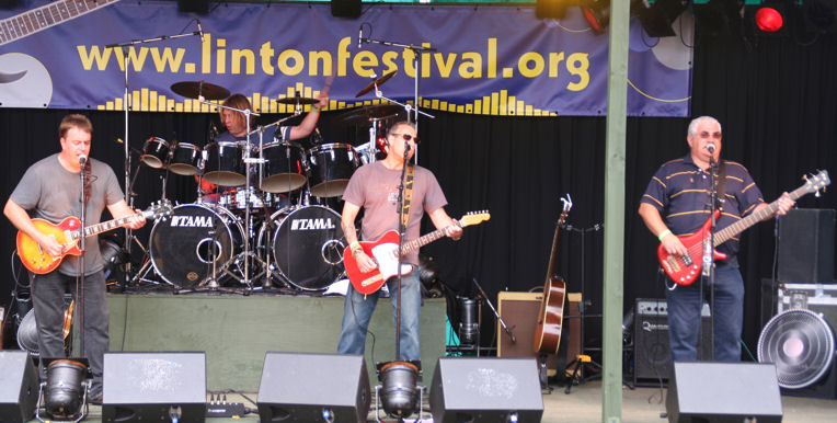 © Copyright 2007 Alan White. All Rights Reserved.