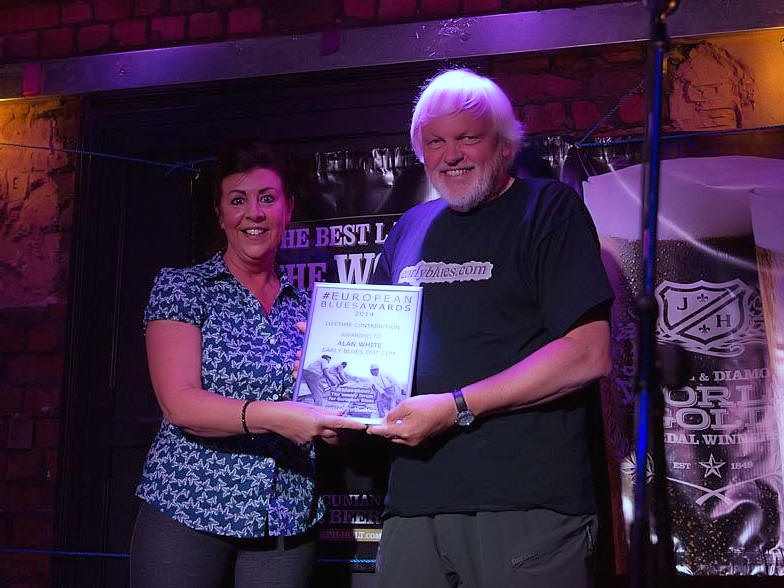 � Copyright 2015 Mark Garvey (Photon Studio Ltd). All Rights Reserved.