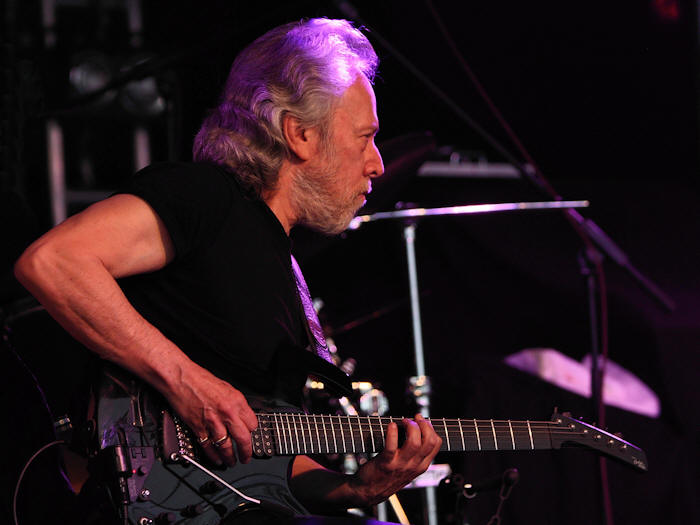 � Copyright 2010 Alan White. All Rights Reserved.