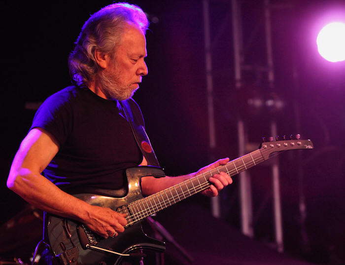 � Copyright 2010 Alan White. All Rights Reserved.