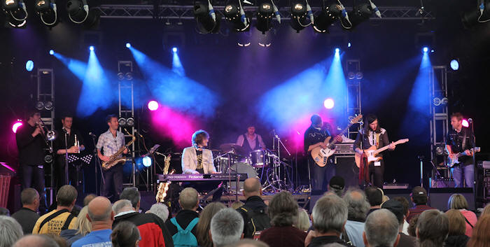  Copyright 2010 Alan White. All Rights Reserved.