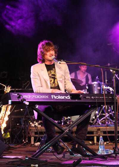  Copyright 2010 Alan White. All Rights Reserved.