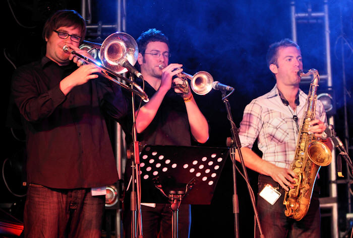  Copyright 2010 Alan White. All Rights Reserved.