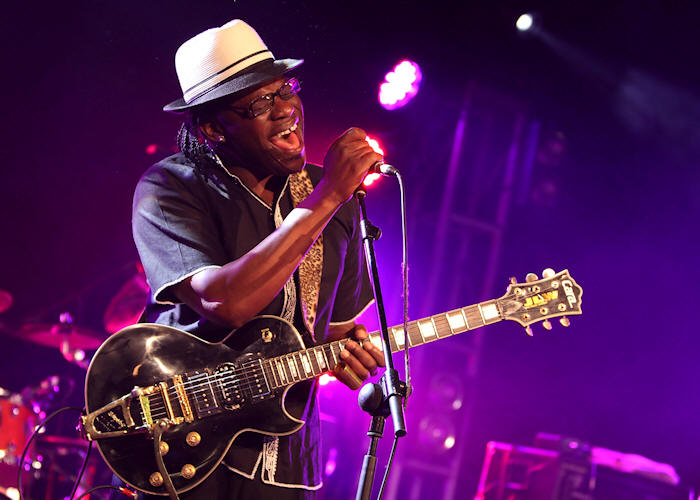 � Copyright 2011 Alan White. All Rights Reserved.