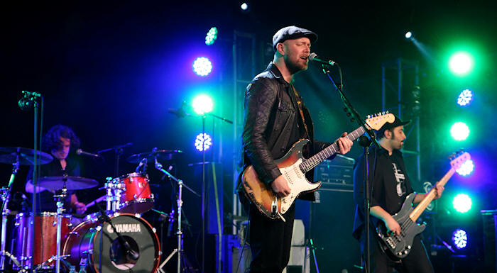 � Copyright 2011 Alan White. All Rights Reserved.