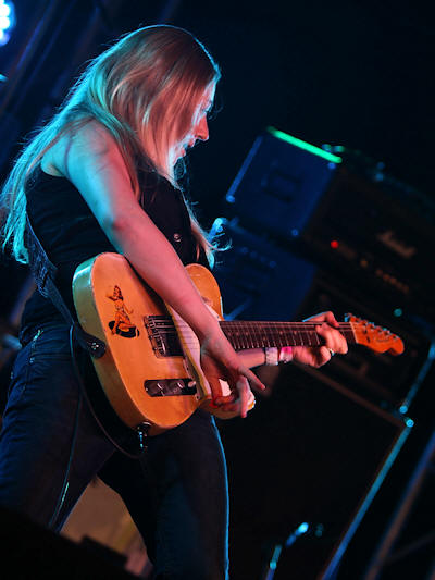 � Copyright 2011 Alan White. All Rights Reserved.