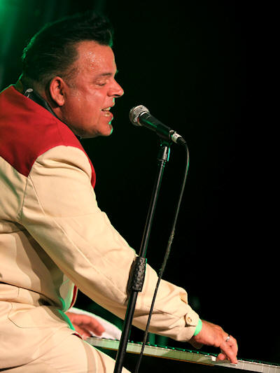 � Copyright 2011 Alan White. All Rights Reserved.