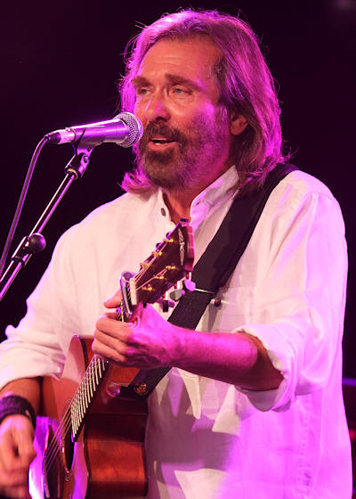 � Copyright 2011 Alan White. All Rights Reserved.