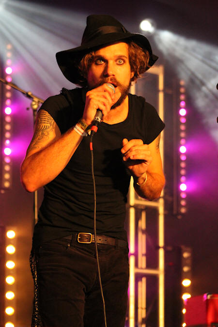 � Copyright 2014 Richard Law. All Rights Reserved.