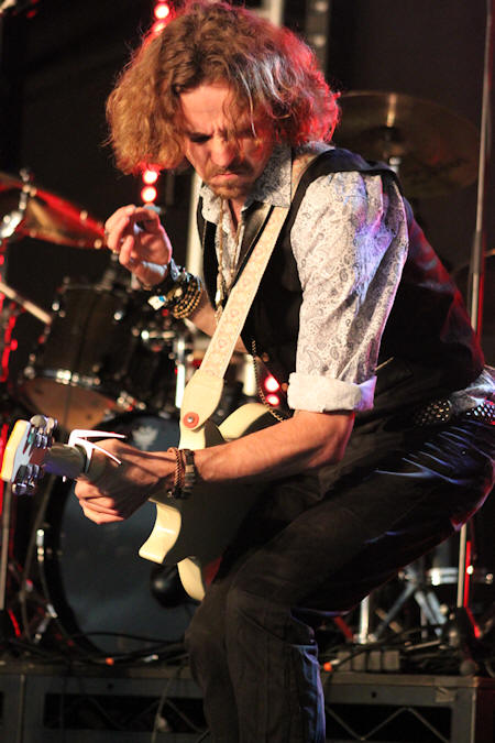 � Copyright 2014 Richard Law. All Rights Reserved.