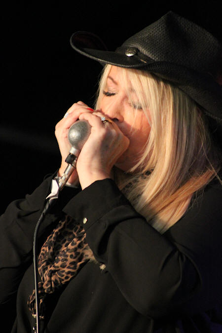 � Copyright 2014 Richard Law. All Rights Reserved.