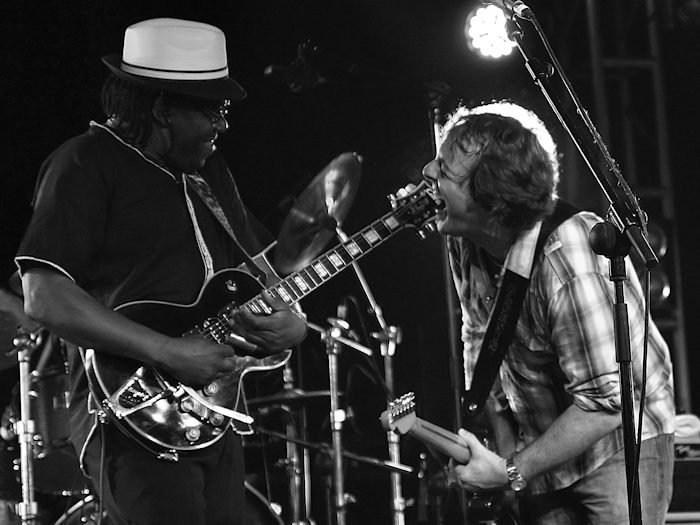 � Copyright 2011 Alan White. All Rights Reserved.