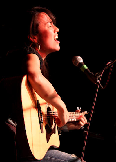 � Copyright 2011 Alan White. All Rights Reserved.