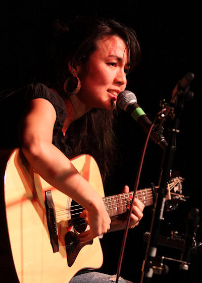 � Copyright 2011 Alan White. All Rights Reserved.