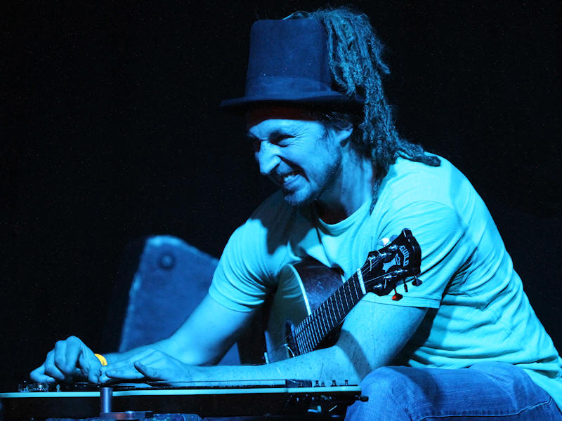 � Copyright 2015 Alan White. All Rights Reserved.