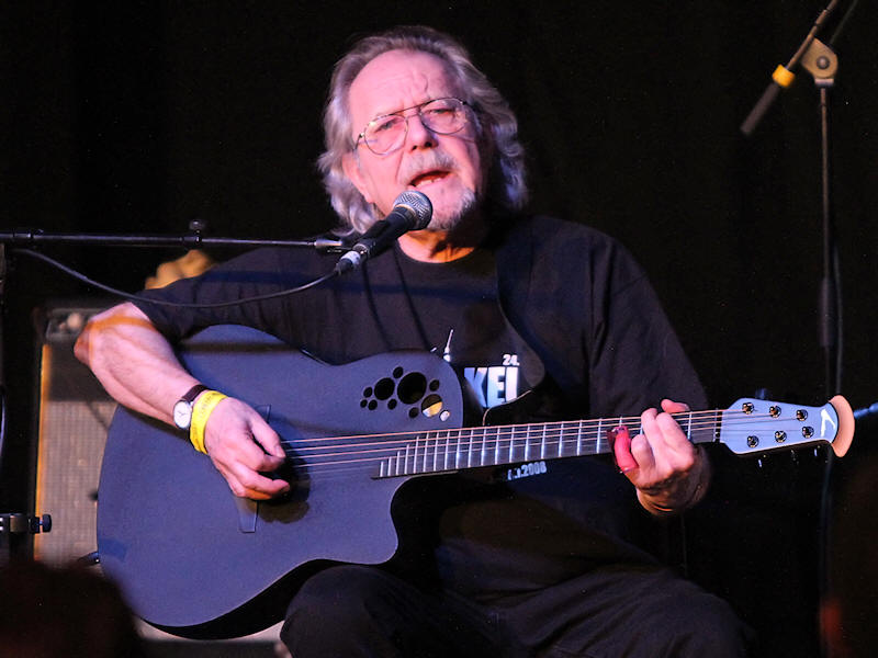 � Copyright 2015 Alan White. All Rights Reserved.