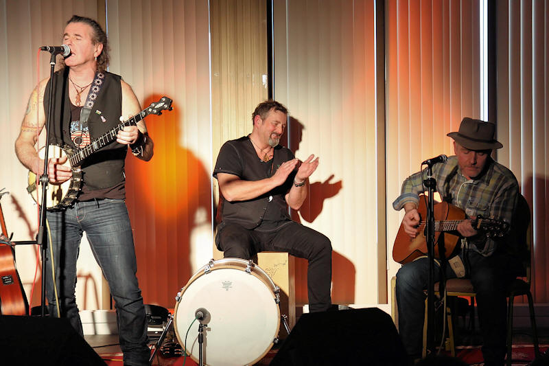 � Copyright 2015 Alan White. All Rights Reserved.