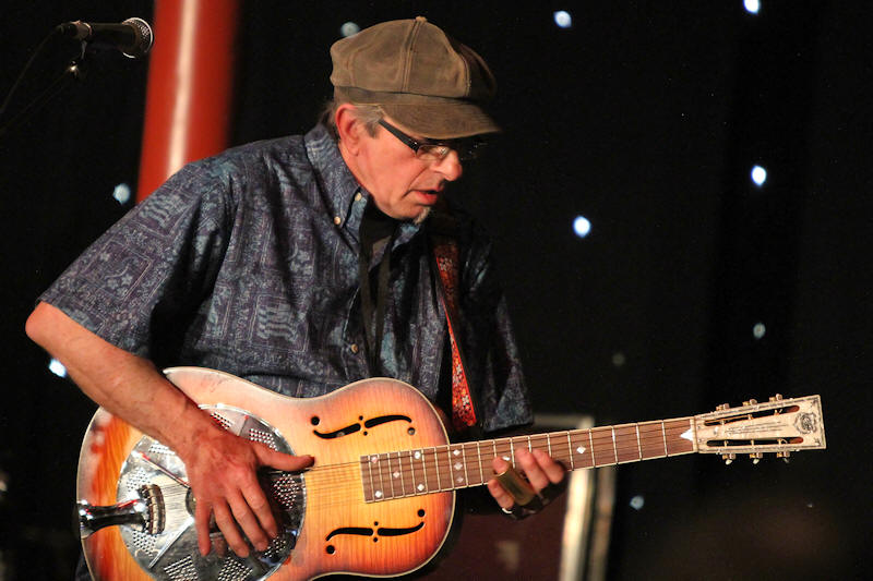 � Copyright 2015 Alan White. All Rights Reserved.