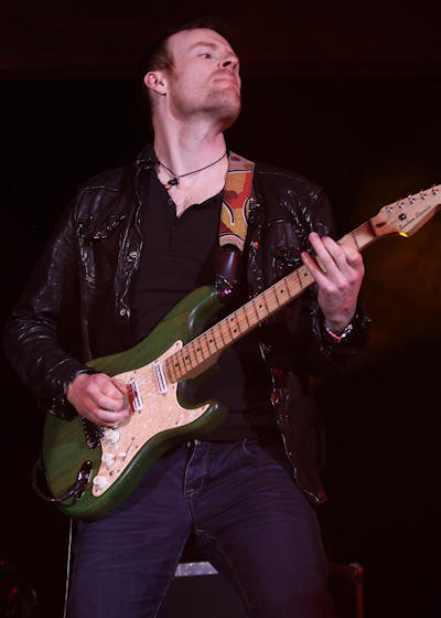  Copyright 2012 Alan White. All Rights Reserved.