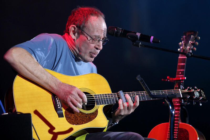 � Copyright 2013 Alan White. All Rights Reserved.