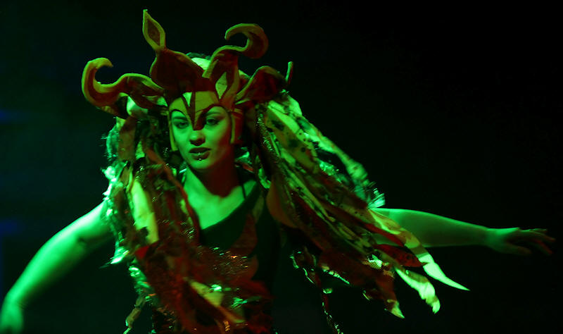 � Copyright 2013 Alan White. All Rights Reserved.