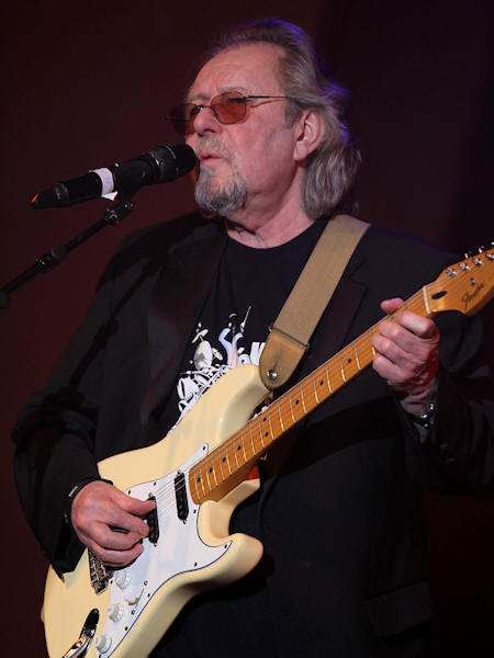 � Copyright 2013 Alan White. All Rights Reserved.