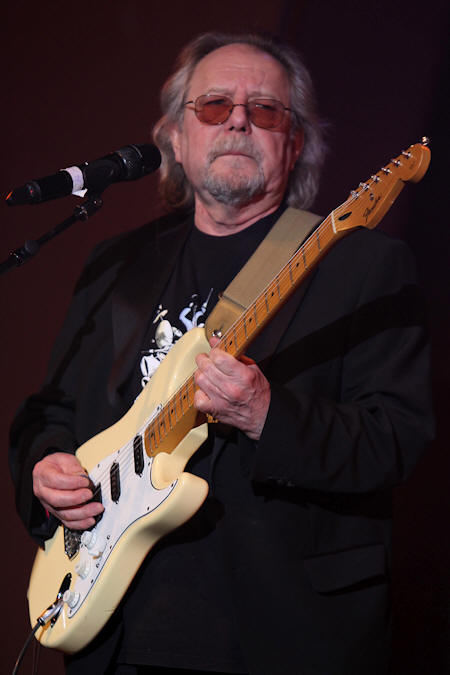 � Copyright 2013 Alan White. All Rights Reserved.