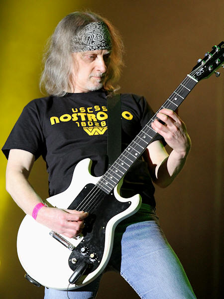 � Copyright 2013 Alan White. All Rights Reserved.