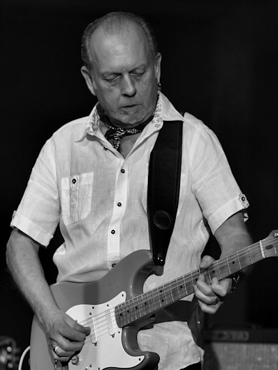 � Copyright 2013 Alan White. All Rights Reserved.