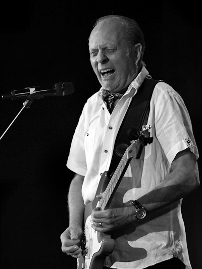 � Copyright 2013 Alan White. All Rights Reserved.