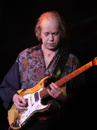  Copyright 2009 Alan White. All Rights Reserved.