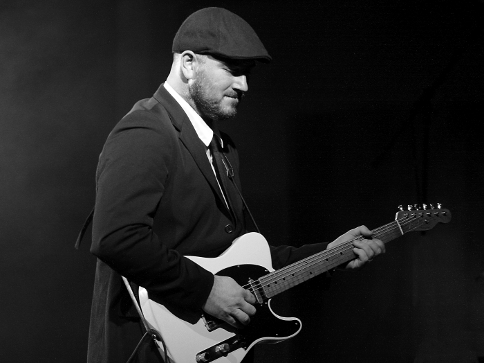  Copyright 2009 Alan White. All Rights Reserved.