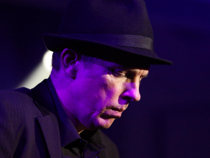  Copyright 2009 Alan White. All Rights Reserved.