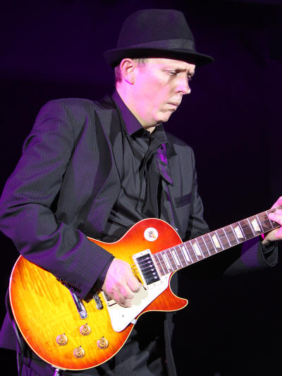  Copyright 2009 Alan White. All Rights Reserved.