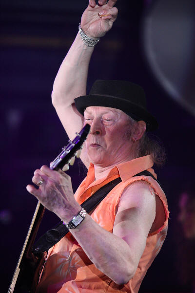  Copyright 2009 Alan White. All Rights Reserved.