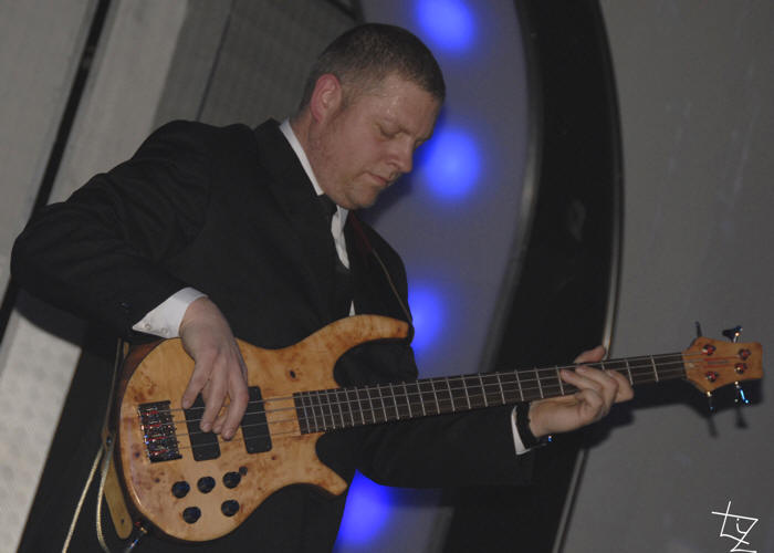  Copyright 2009 Liz Aiken. All Rights Reserved.