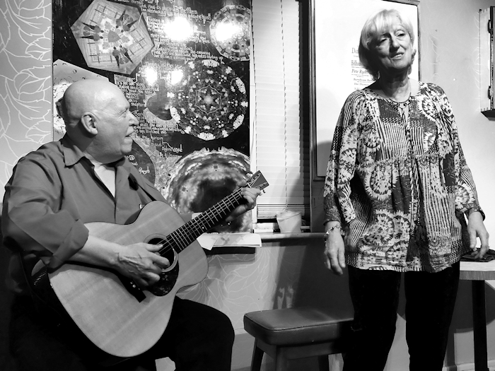 � Copyright 2012 Alan White. All Rights Reserved.