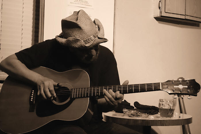 � Copyright 2012 Alan White. All Rights Reserved.