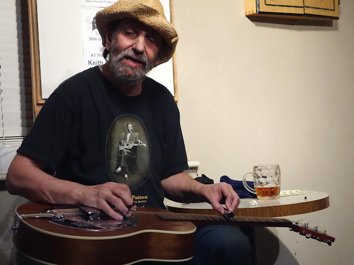 � Copyright 2012 Alan White. All Rights Reserved.