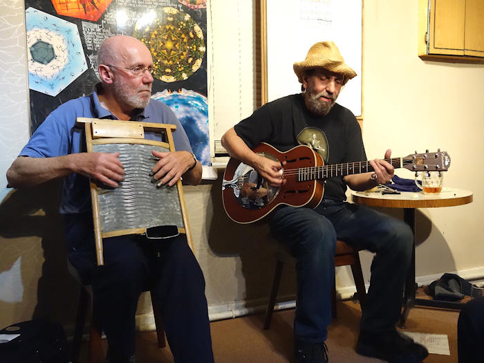 � Copyright 2012 Alan White. All Rights Reserved.