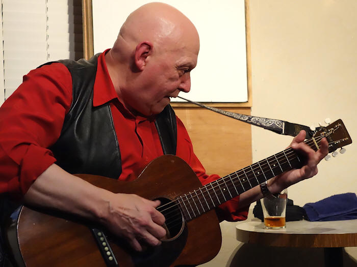 � Copyright 2012 Alan White. All Rights Reserved.