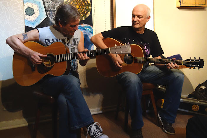 � Copyright 2012 Alan White. All Rights Reserved.