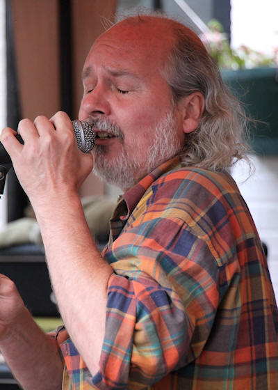 Copyright 2012 Alan White. All Rights Reserved.