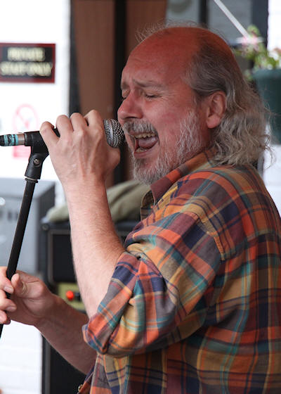 Copyright 2012 Alan White. All Rights Reserved.