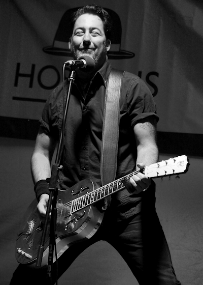Copyright 2012 Alan White. All Rights Reserved.
